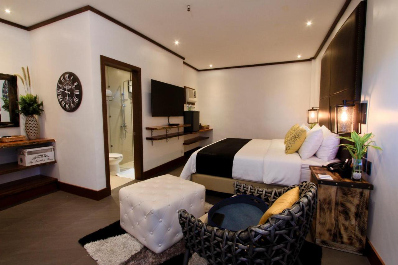 The Bourke Hotel Davao Exterior foto